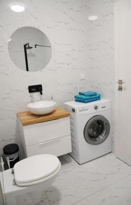 7A Dream Apartment 7A Si Parcare ออราแด ภายนอก รูปภาพ